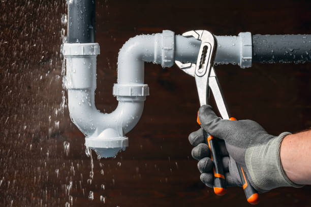Professional Gas Line Repair technician working in Forestdale, MA